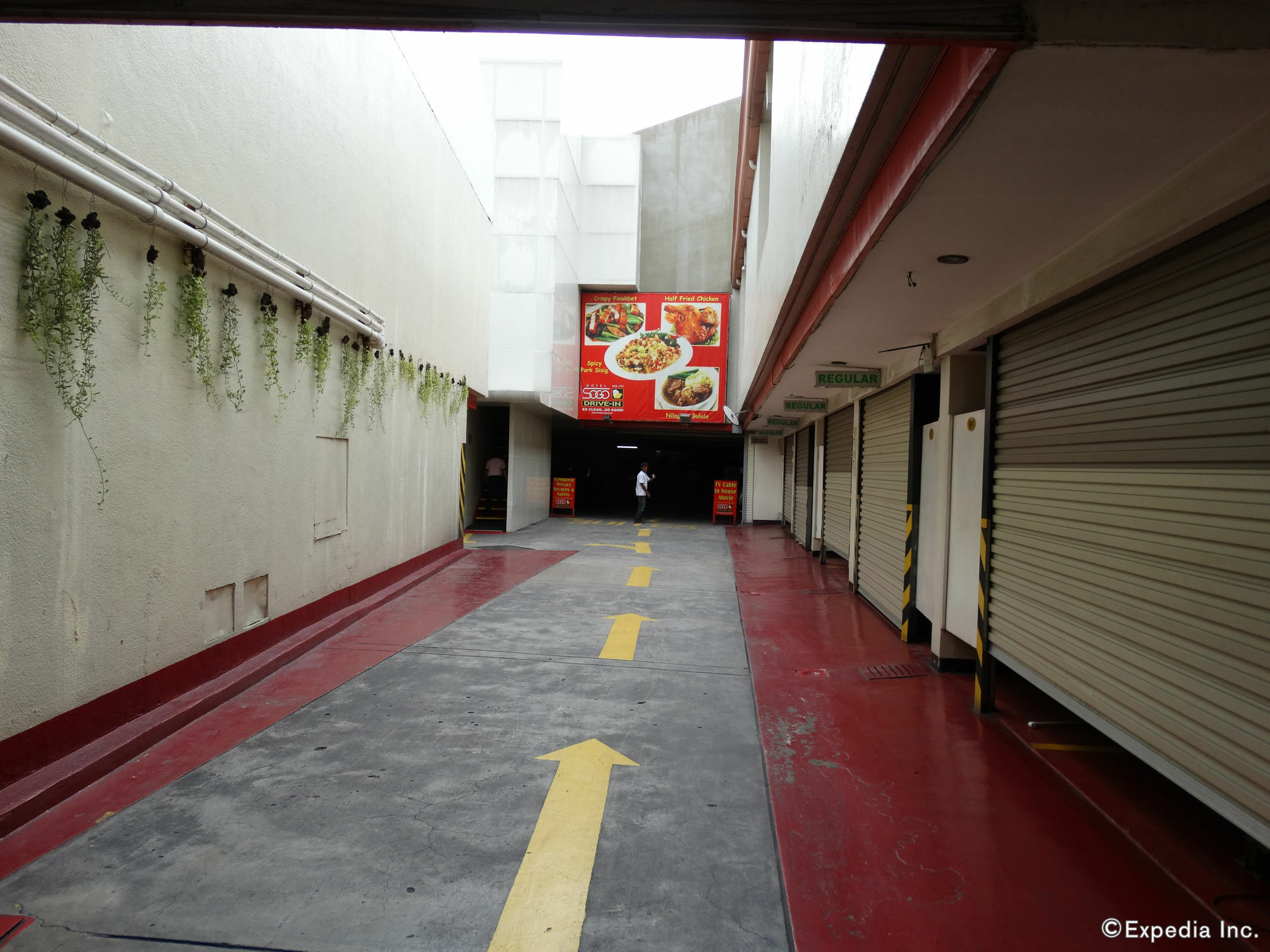 Hotel Sogo Pasay Wood Street Екстер'єр фото