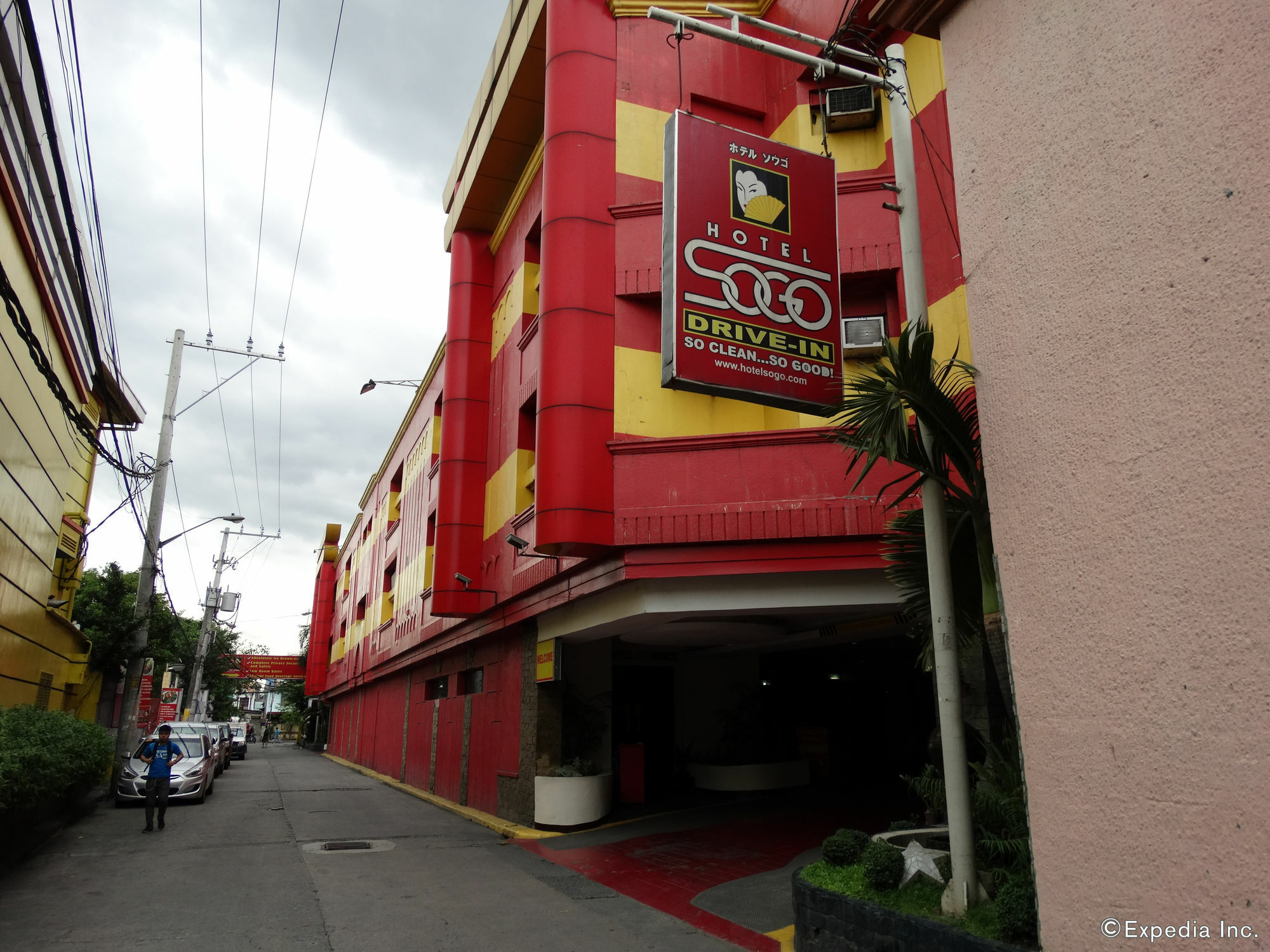 Hotel Sogo Pasay Wood Street Екстер'єр фото
