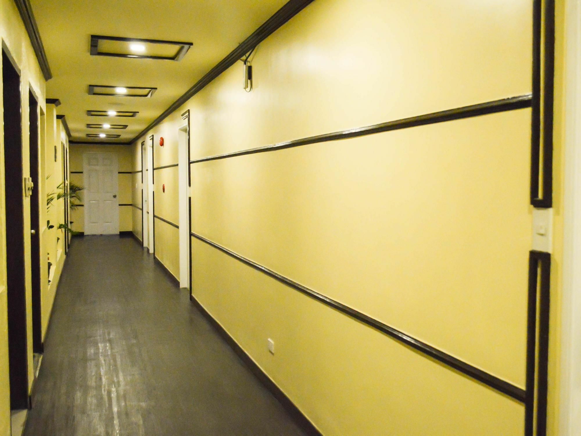 Hotel Sogo Pasay Wood Street Екстер'єр фото